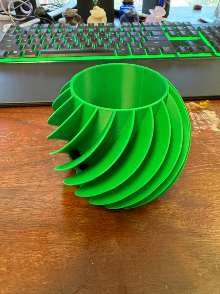 CNC Woodarts 3D Prints Their First Part - Helica Spiral Planter